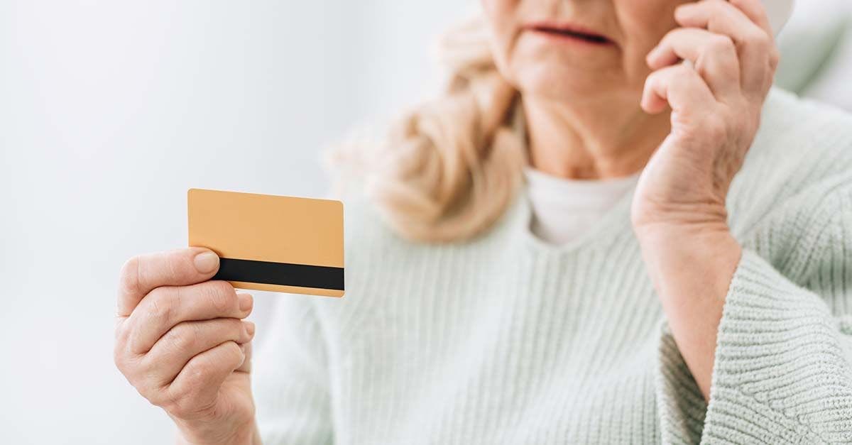 Como solicitar cartão de crédito para aposentados?