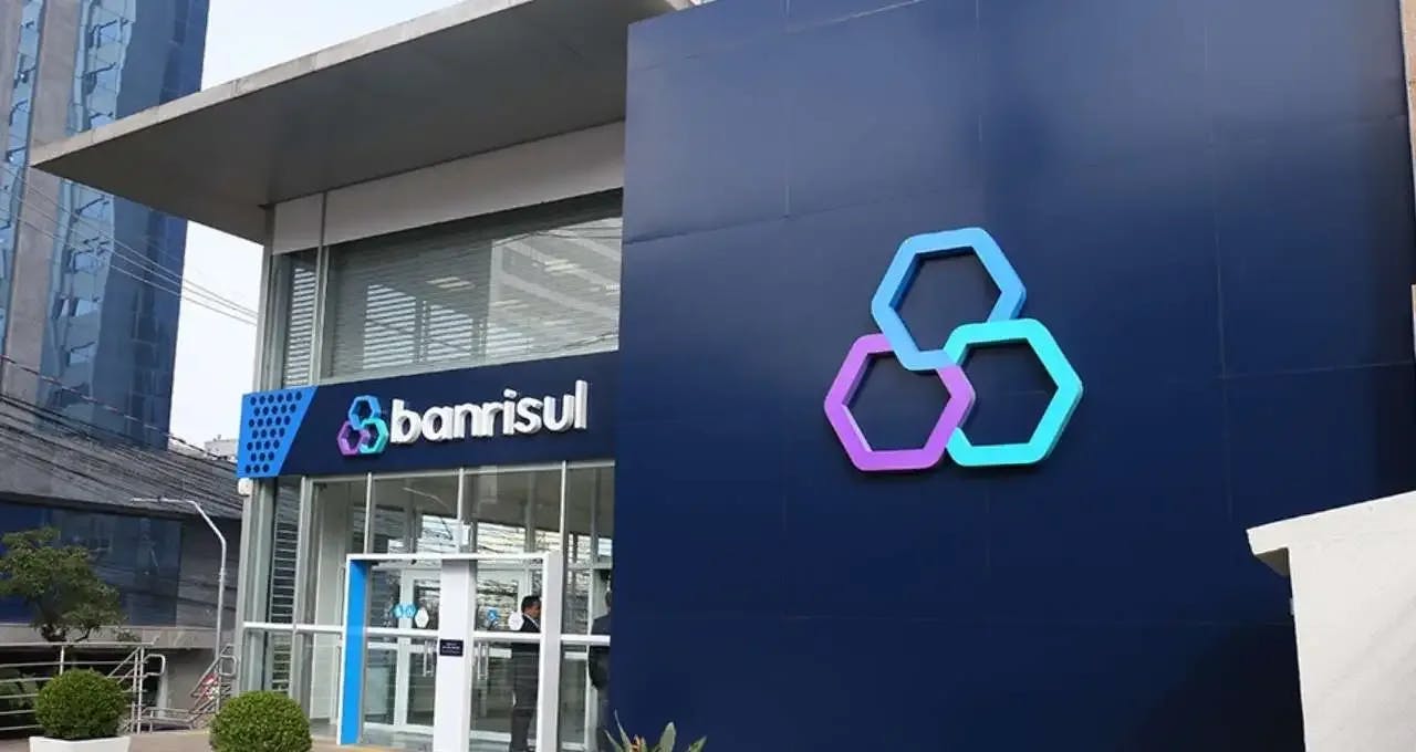 Justiça nega pedido do Banrisul e banco é obrigado a suspender cobrança de consignado