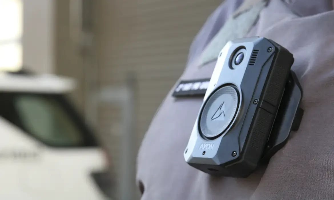 Servidores do Rio de Janeiro usarão câmeras corporais; entenda a decisão