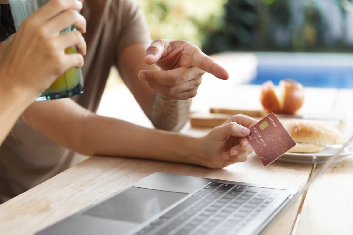Vale-alimentação: como funciona e quais são as regras