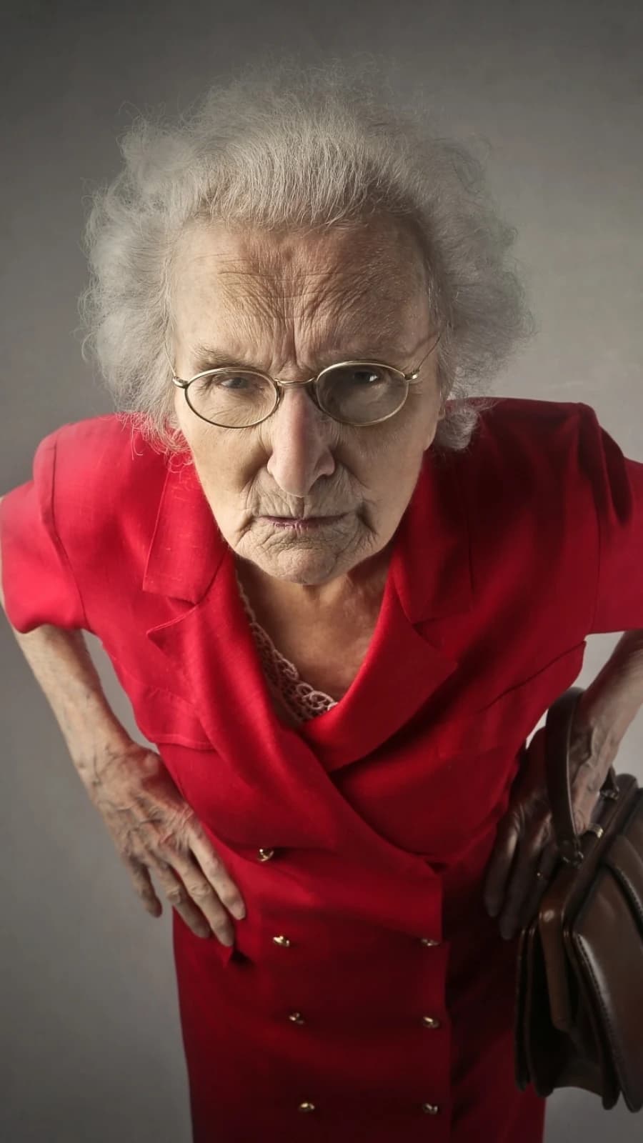 Desconto indevido no INSS? Veja como CANCELAR mensalidade associativa